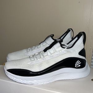 Team Curry 8 Flow Size 14 make me an offer!